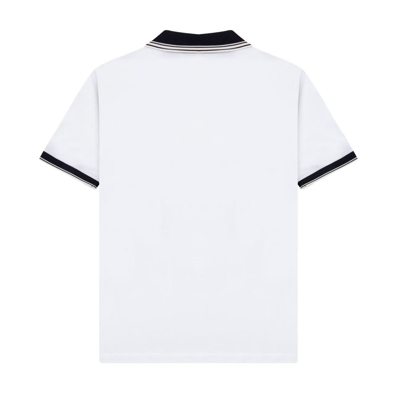 Contrast collar with patch embroidery